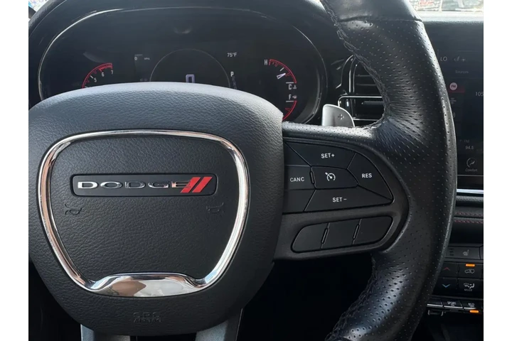 2024 Durango R/T image 10