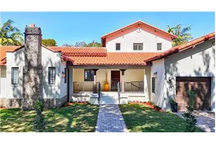 $16000 : Rental property with 4 bedro image 5