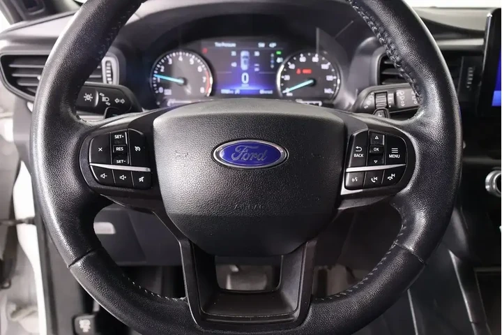 $17222 : Ford Explorer 2020 XLT 4dr S image 3