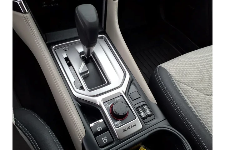 $27900 : Subaru Forester 2024 AWD Pre image 9