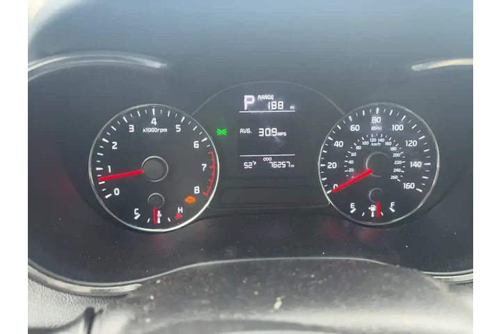 $11995 : Kia Forte 2017 LX 4dr Sedan image 8