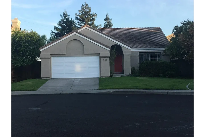 $2075 : SINGLE FAMILY RESIDENCE image 5