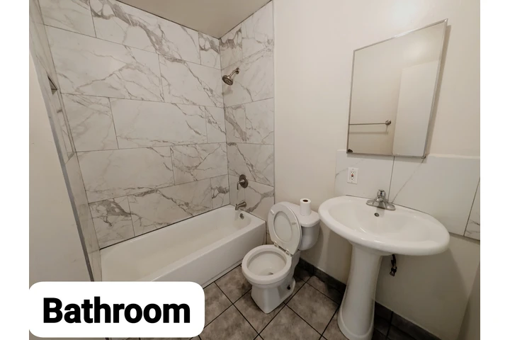 $3500 : 3 BEDROOM ELA (DUPLEX) image 8