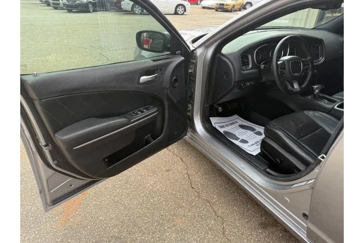 $11999 : 2015 Charger SXT image 7
