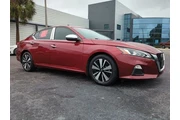 $17988 : Nissan Altima 2021 2.5 SV 4d thumbnail