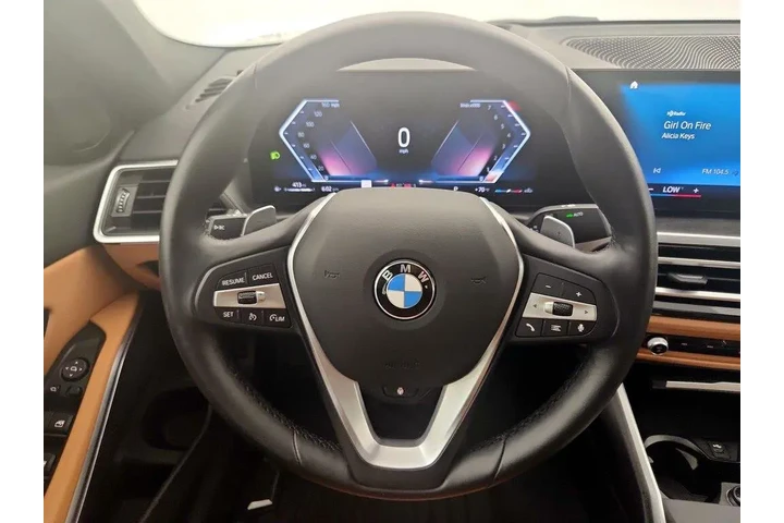 $39998 : BMW 3 Series 2024 AWD 330i x image 10