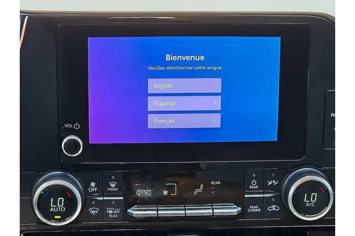 $29500 : Toyota Highlander 2023 LE 4d image 8
