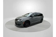 $15246 : Chrysler Pacifica 2020 Touri thumbnail