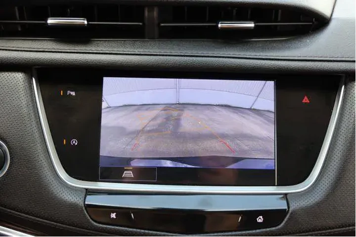 $39850 : Cadillac XT5 2024 Premium Lu image 7