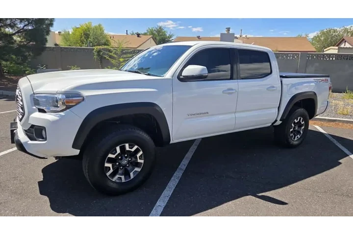 2021 TOYOTA TACOMA DOUBLE CAB image 3