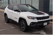 $21540 : Jeep Compass 2024 4x4 Trailh thumbnail