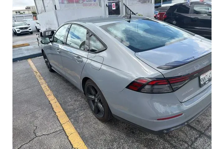 $27990 : Honda Accord Hybrid 2024 Spo image 10