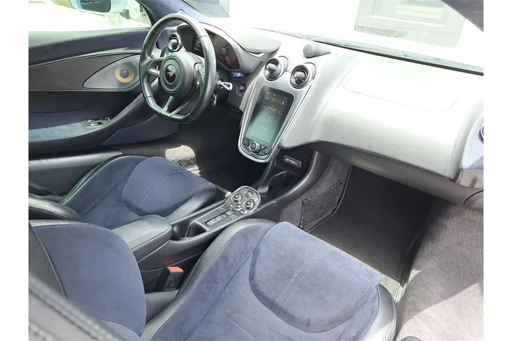 $147995 : McLaren 570S image 3