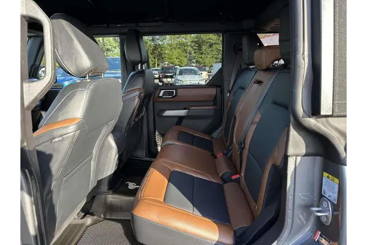 $35995 : Ford Bronco 2023 4x4 Base Ad image 10