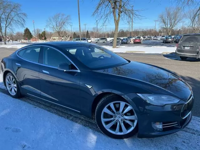 $20995 : 2015 Model S 90D image 1