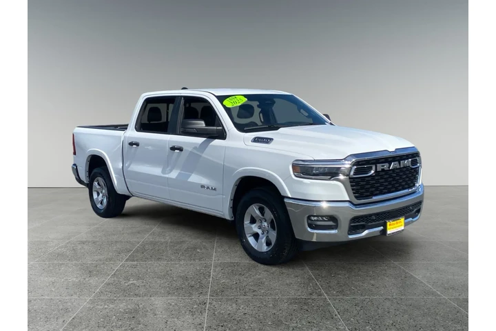 $39444 : Ram 1500 2025 4x4 Big Horn 4 image 7