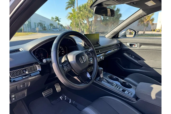 $21900 : HONDA CIVIC SPORT image 4