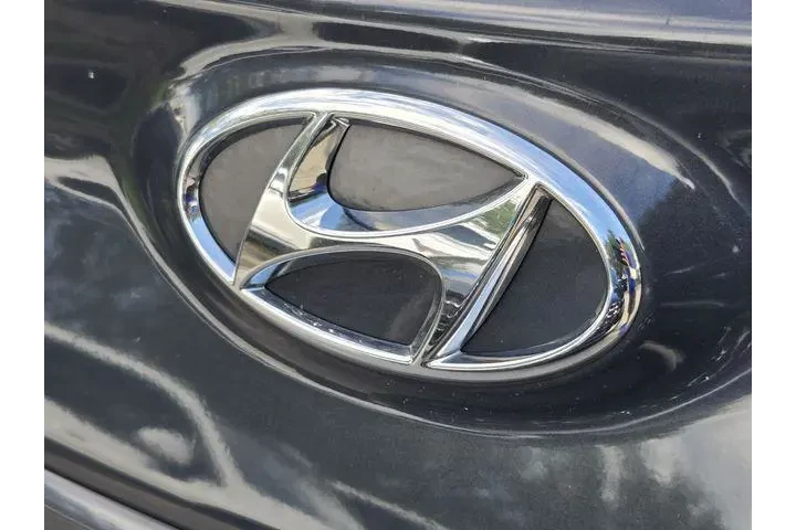 $18744 : Hyundai KONA 2023 SEL 4dr Cr image 8