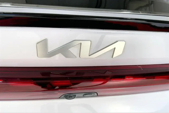 $23511 : Kia K5 2023 GT-Line 4dr Seda image 7