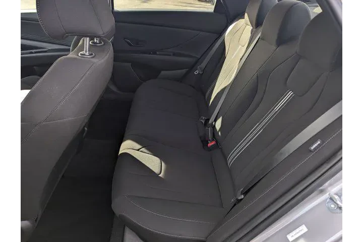 $23999 : Hyundai ELANTRA 2025 SEL Spo image 8