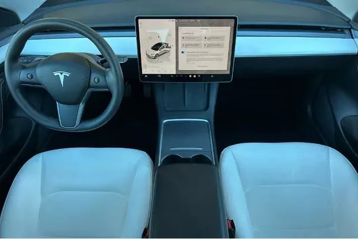 $26285 : Tesla Model 3 2023 4dr Sedan image 5