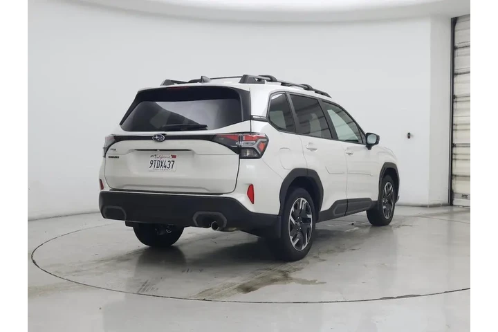 $35998 : Subaru Forester 2025 AWD Lim image 8