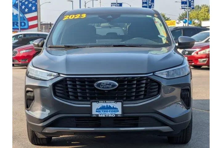 $25217 : Ford Escape 2023 AWD Active image 9