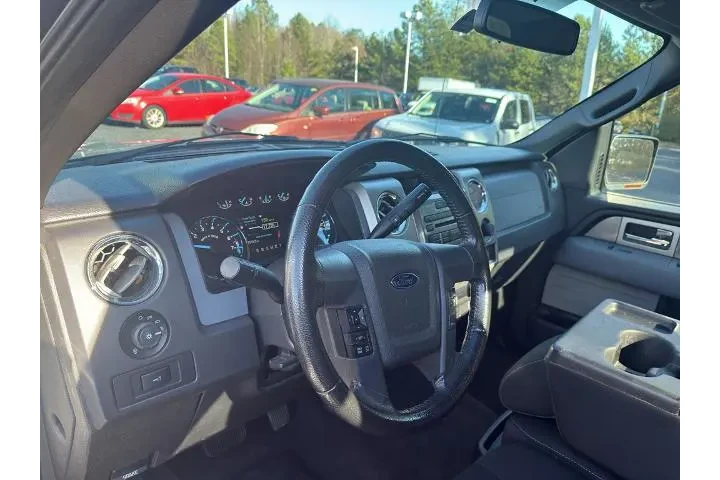 $9957 : Ford F-150 2011 4x2 XLT 2dr image 9