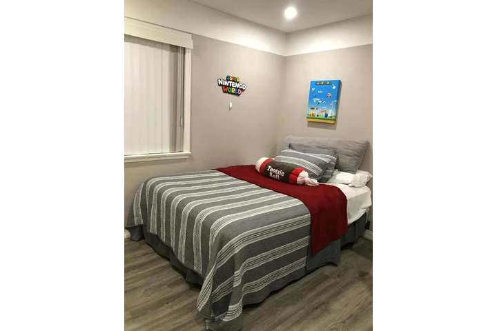 $2900 : 2 bedrooms 1 Bathroom image 4