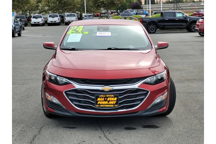 $17500 : Chevrolet Malibu 2024 LT 4dr image 2