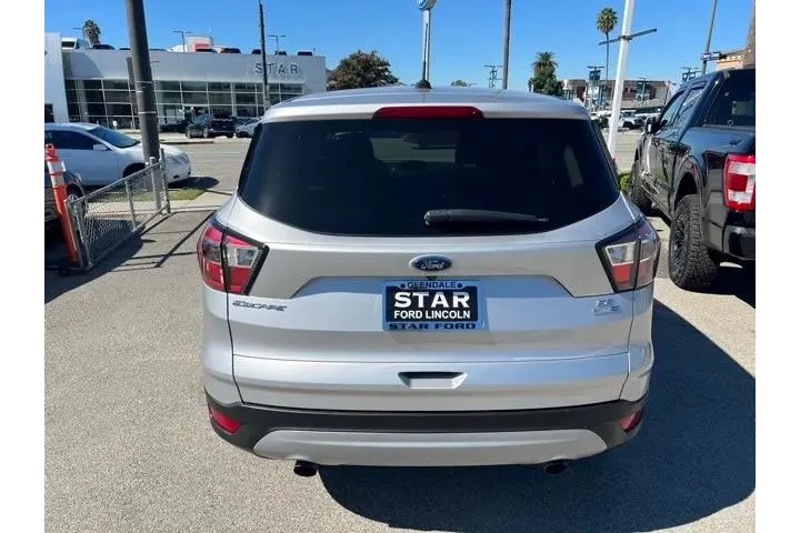 $12488 : Ford Escape 2017 AWD SE 4dr image 4