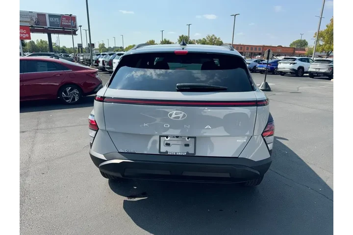 $30870 : Hyundai KONA 2026 AWD SEL Sp image 5