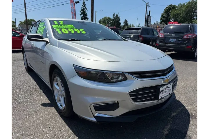 $10995 : 2017 Malibu LS image 3