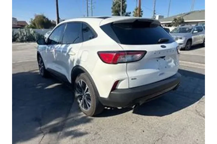 $19950 : Ford Escape 2022 SE 4dr SUV image 7