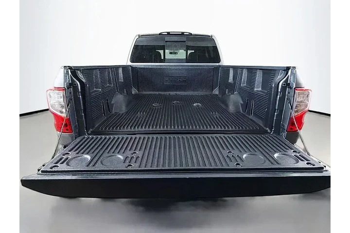 $20349 : Nissan Titan XD 2017 4x4 S 4 image 10