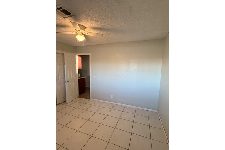 $1800 : Casa en alquiler image 4