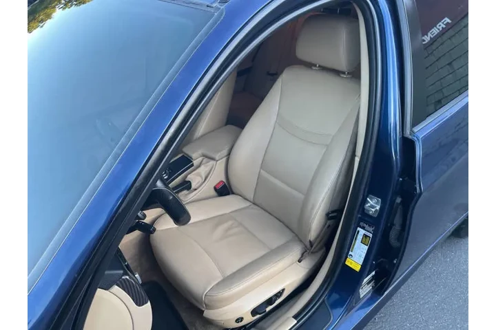 $10995 : 2012 BMW 3 Series 328i image 10