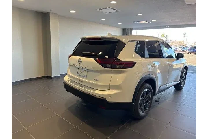 $25984 : Nissan Rogue 2025 AWD SV 4dr image 8