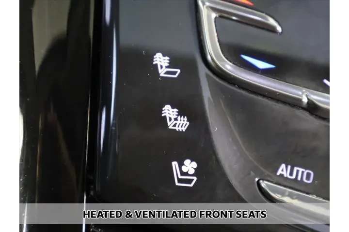 $35995 : Cadillac Escalade 2020 4x4 L image 6