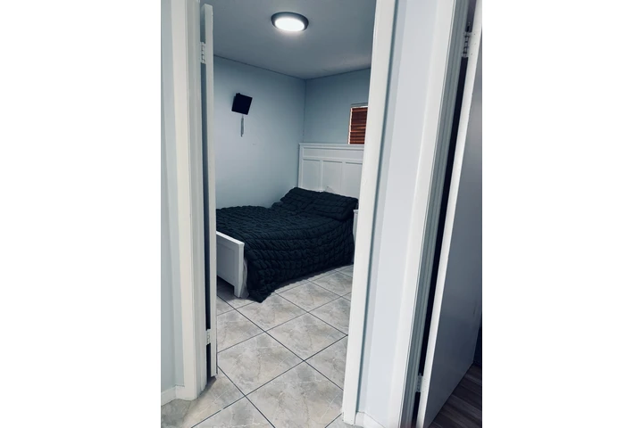 $2500 : Renta image 3