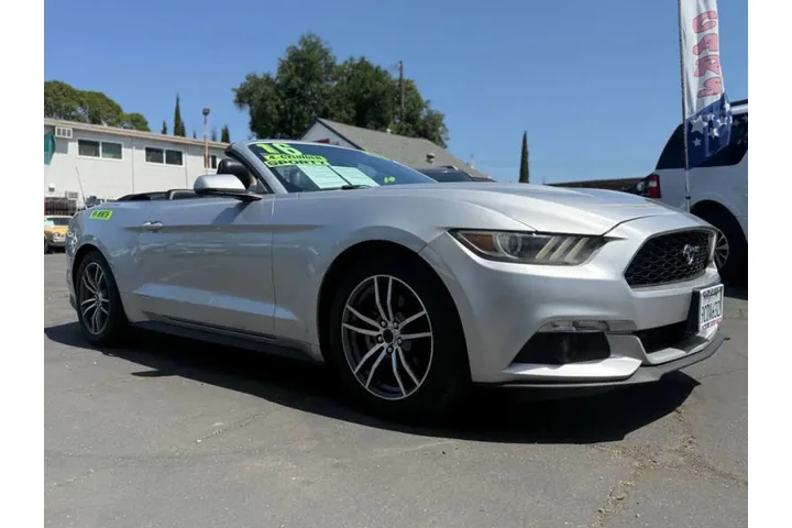 2016 Mustang EcoBoost Premium image 9