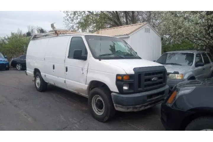 $11500 : 2013 E-Series E-250 image 2