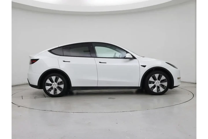 $33998 : Tesla Model Y 2023 AWD Long image 7