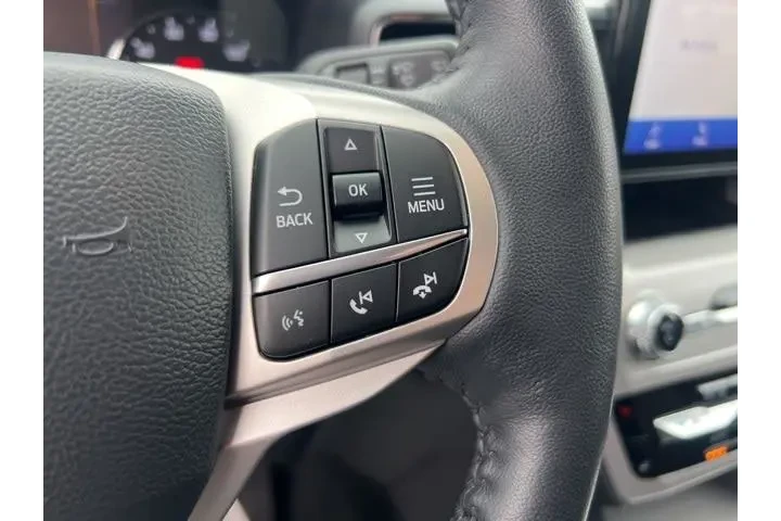 $35475 : Ford Explorer 2024 AWD XLT 4 image 10