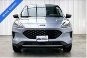 $21490 : Ford Escape 2022 AWD SE 4dr thumbnail