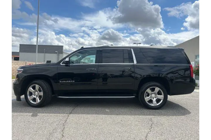 $25995 : Chevrolet Suburban 2017 4x2 image 6