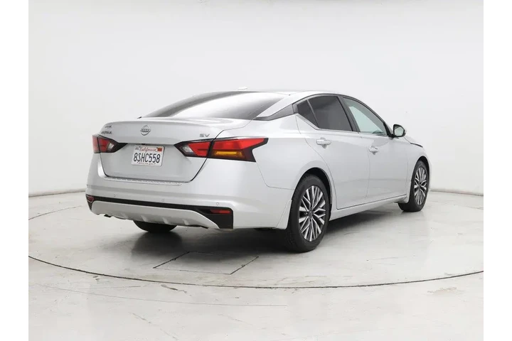 $22998 : Nissan Altima 2023 2.5 SV 4d image 8