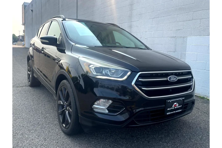 $11484 : 2017 Escape Titanium 4WD image 7