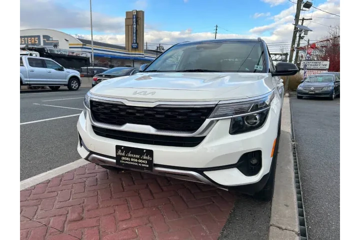 $16995 : 2022 Seltos S image 9