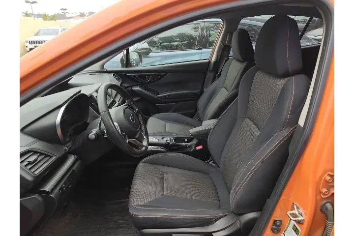 $17085 : Subaru Crosstrek 2019 AWD 2. image 6